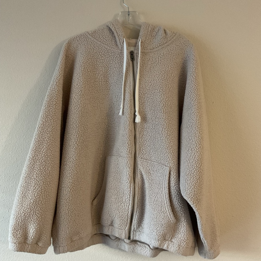 American Eagle Outfitters Beige Sherpa Jacket